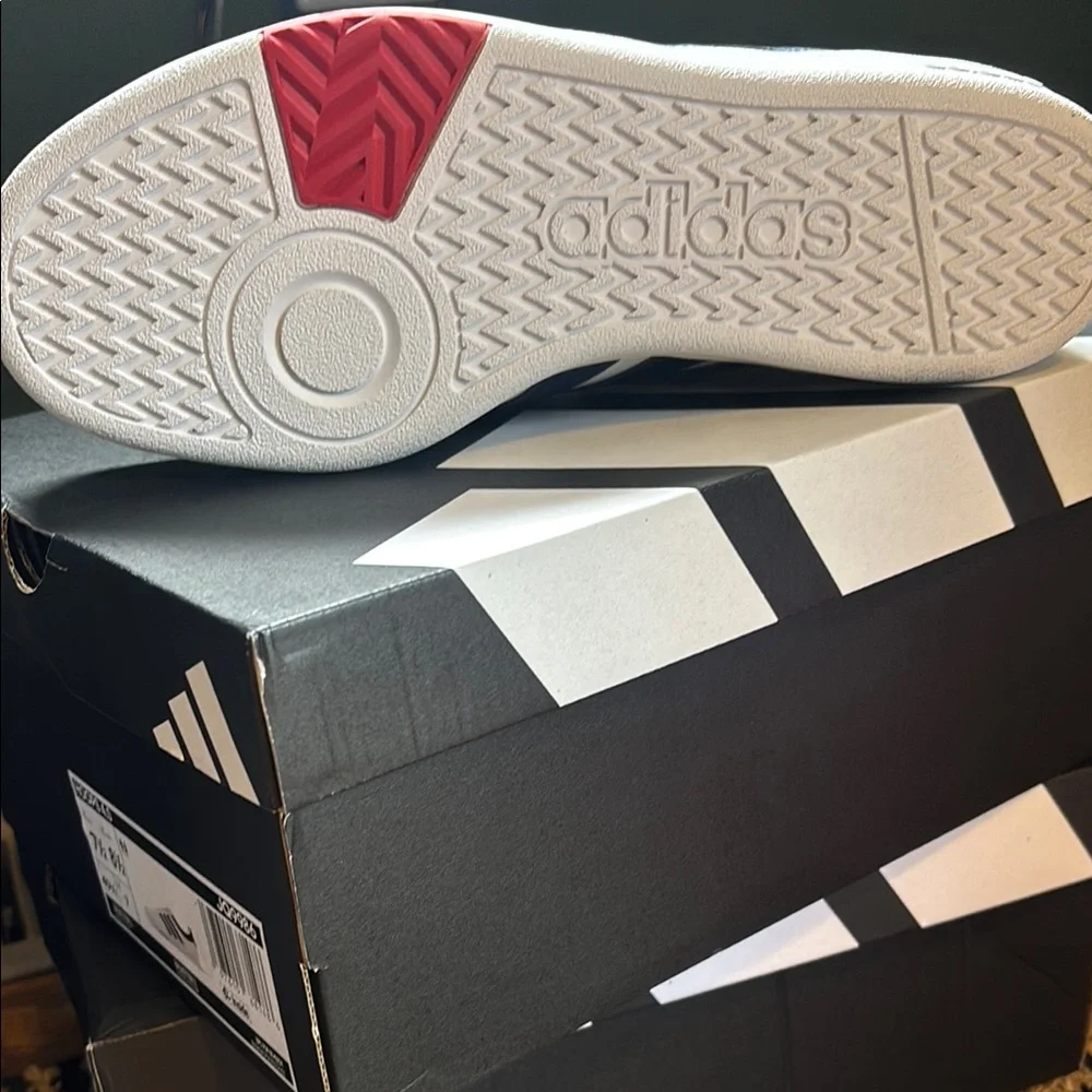 Adidas White and Blue Hoops 4.0 - Picture 4 of 5